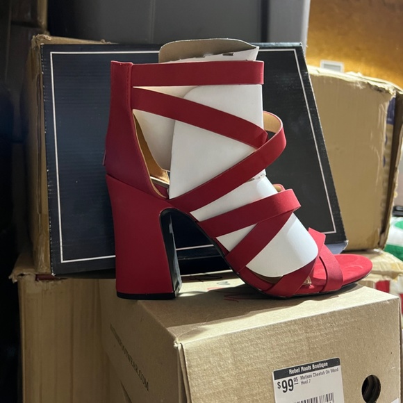 Qupid Everly Red Suede - Picture 1 of 4